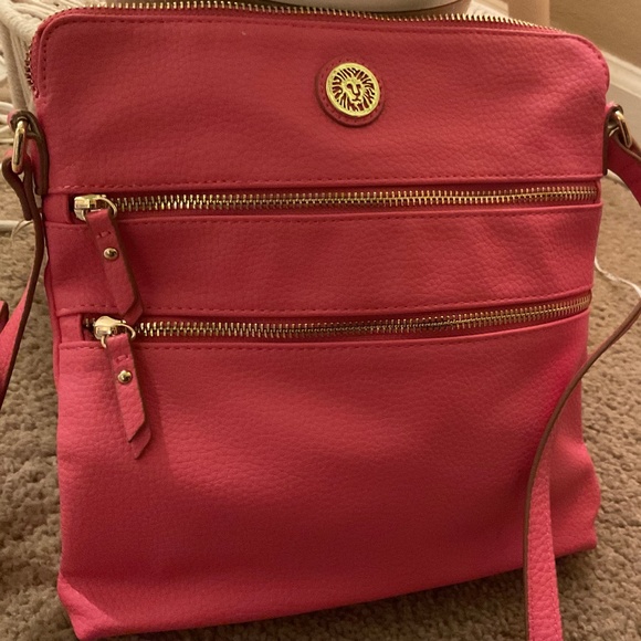 Anne Klein Womens Crossbody pink bag in a very good conditions - Picture 1 of 7